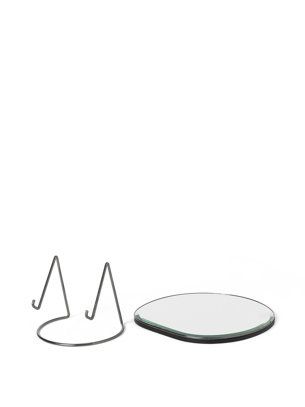 ferm LIVING Pond Table Mirror – Dark Chrome