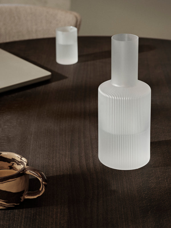 ferm LIVING Ripple Carafe – Frosted