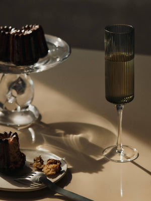 ferm LIVING Ripple Champagne Flutes – Set of 2 – Smoked Grey