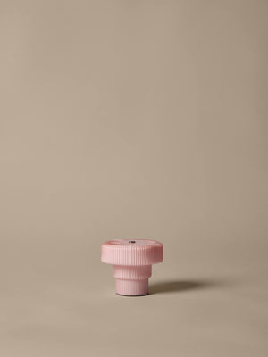 ferm LIVING Ripple Portable Lamp H10 cm – Pale Rose