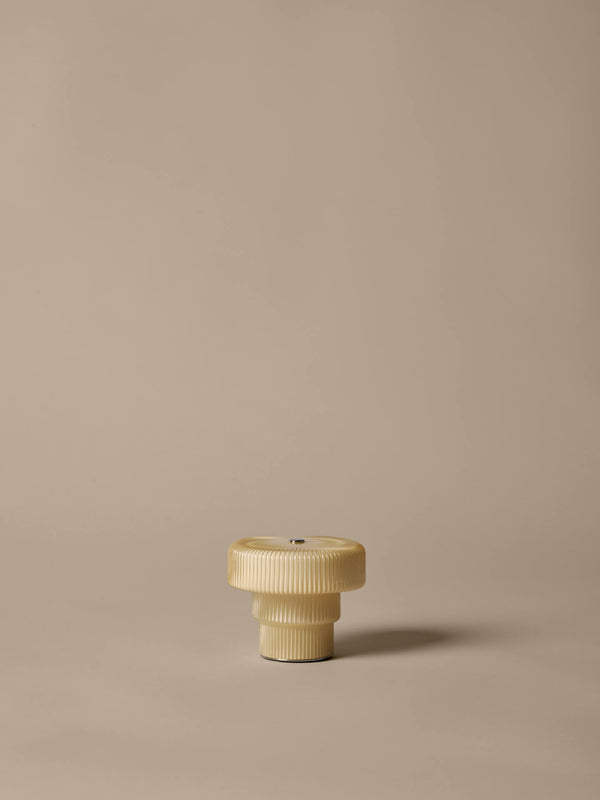 ferm LIVING Ripple Portable Lamp H10 cm – Oat