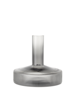 ferm LIVING Ripple Wine Carafe – Smoked Grey