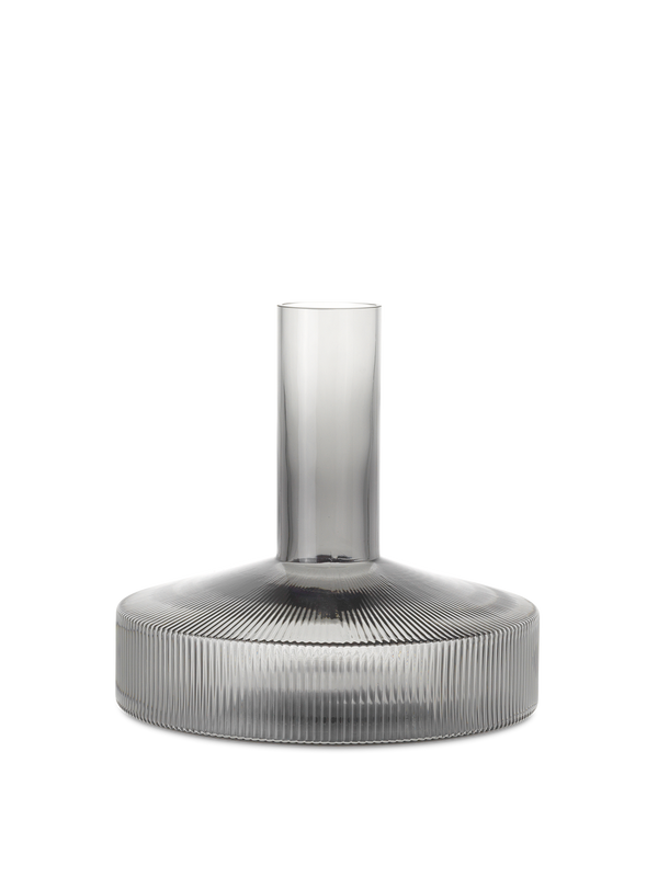 ferm LIVING Ripple Wine Carafe – Smoked Grey