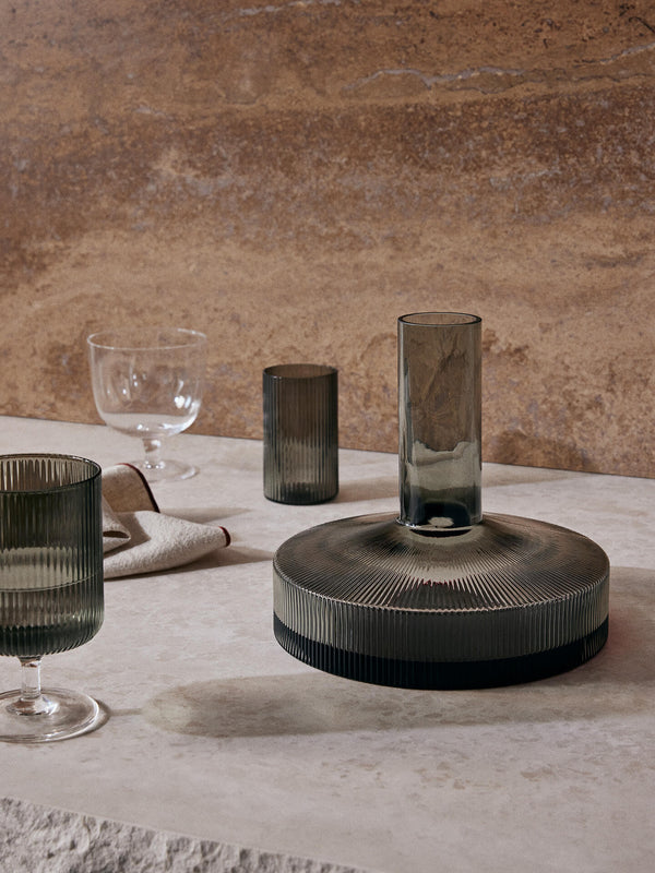 ferm LIVING Ripple Wine Carafe – Smoked Grey