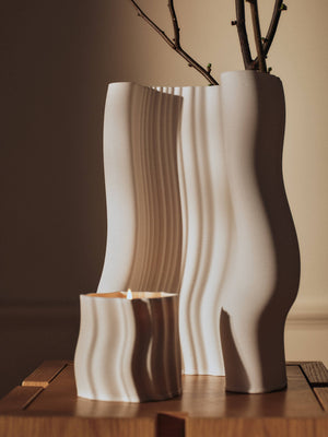 ferm LIVING Rylith Scented Candle H9 cm – Off-White