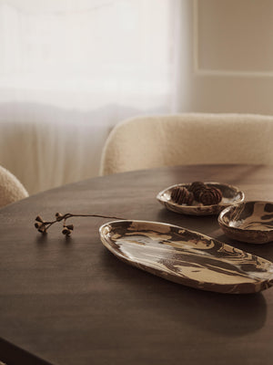 ferm LIVING Ryu Platter 37 cm – Sand / Brown