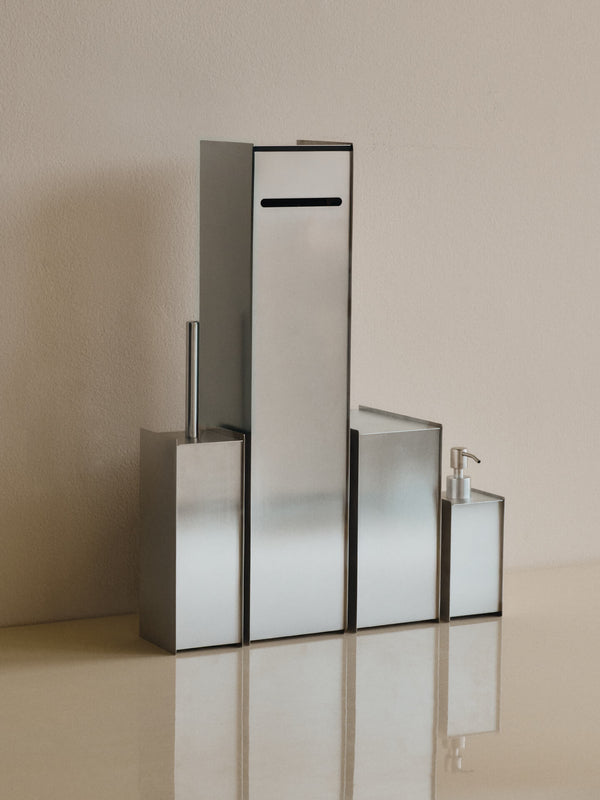 ferm LIVING Sama Soap Dispenser – Brushed Stainless Steel