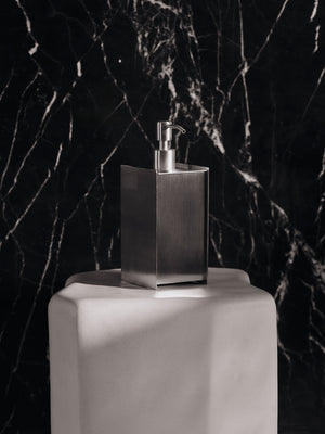 ferm LIVING Sama Soap Dispenser – Brushed Stainless Steel