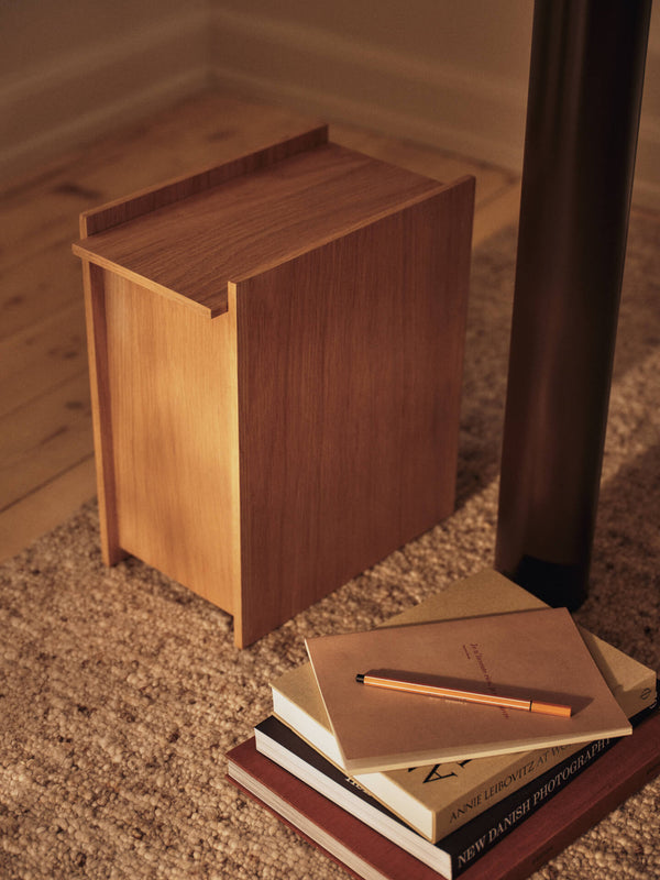 ferm LIVING Sama Wooden Bin 50 cm – Oak