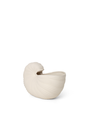 ferm LIVING Shell Pot – Off-White