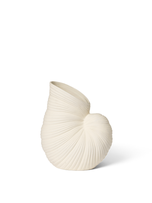 ferm LIVING Shell Vase – Off-White