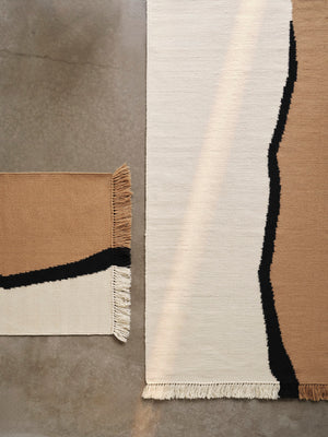 ferm LIVING Soil Kelim Runner 70 x 180 cm – Dark Sand / Off-white