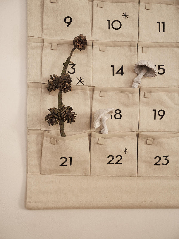 ferm LIVING Star Christmas Calendar – Sand