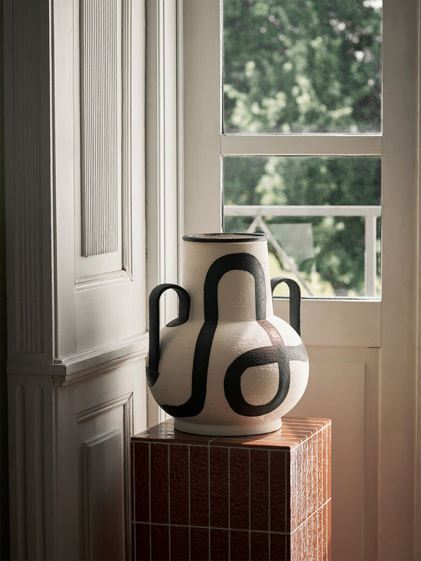 ferm LIVING Trace Vase – Off-White
