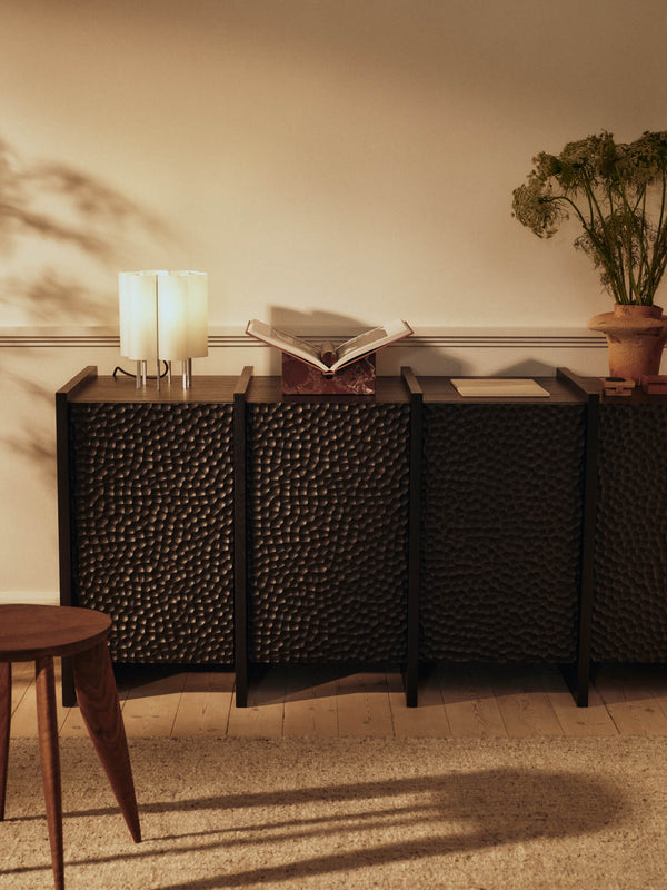 ferm LIVING Tvara Book Stand – Rosso Levanto
