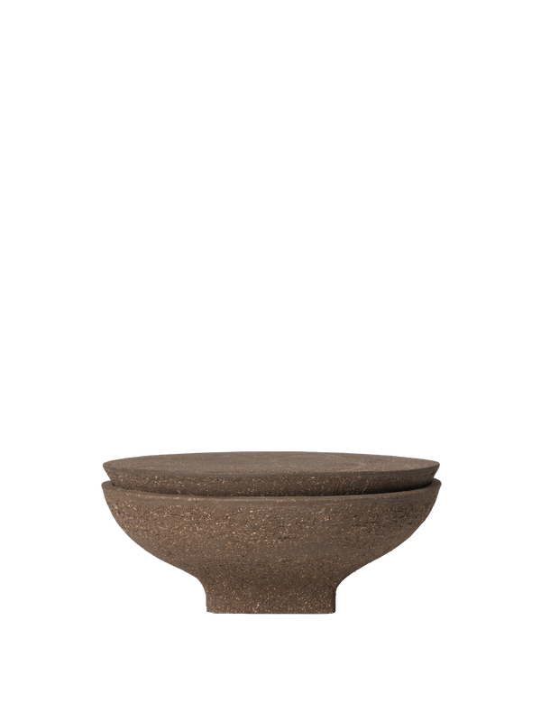 ferm LIVING Vei Outdoor Candle Ø20 cm – Brown