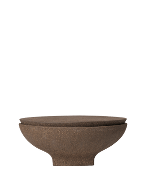ferm LIVING Vei Outdoor Candle Ø30 cm – Brown
