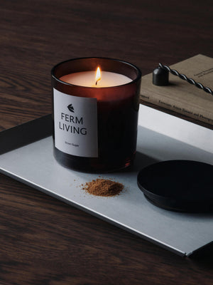 ferm LIVING Vitto Scented Candle H10 cm – Dark Grape