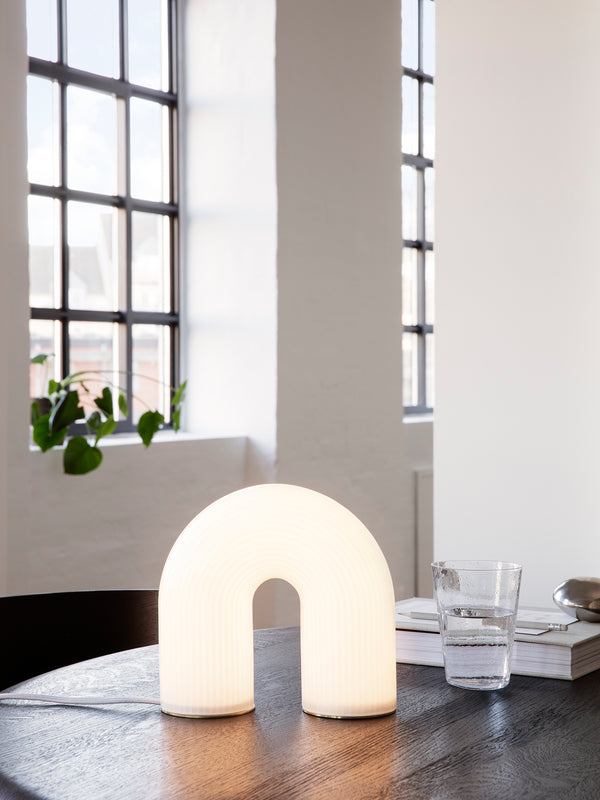 ferm LIVING Vuelta Table Lamp – White